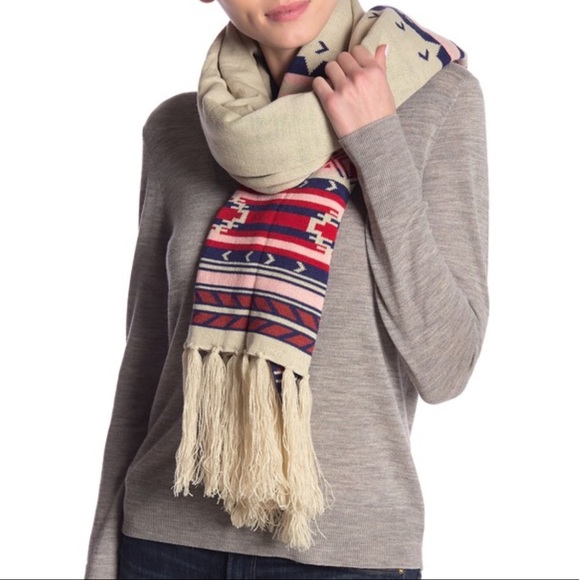 Woolrich Accessories - WOOLRICH Printed Knit Fringe Scarf